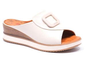 Klapki ARTIKER 56C2145 Beżowe